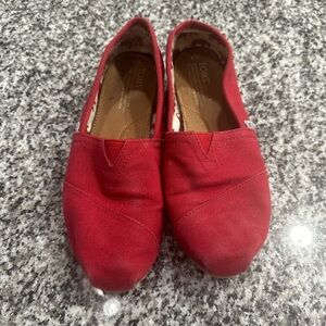 Red Toms